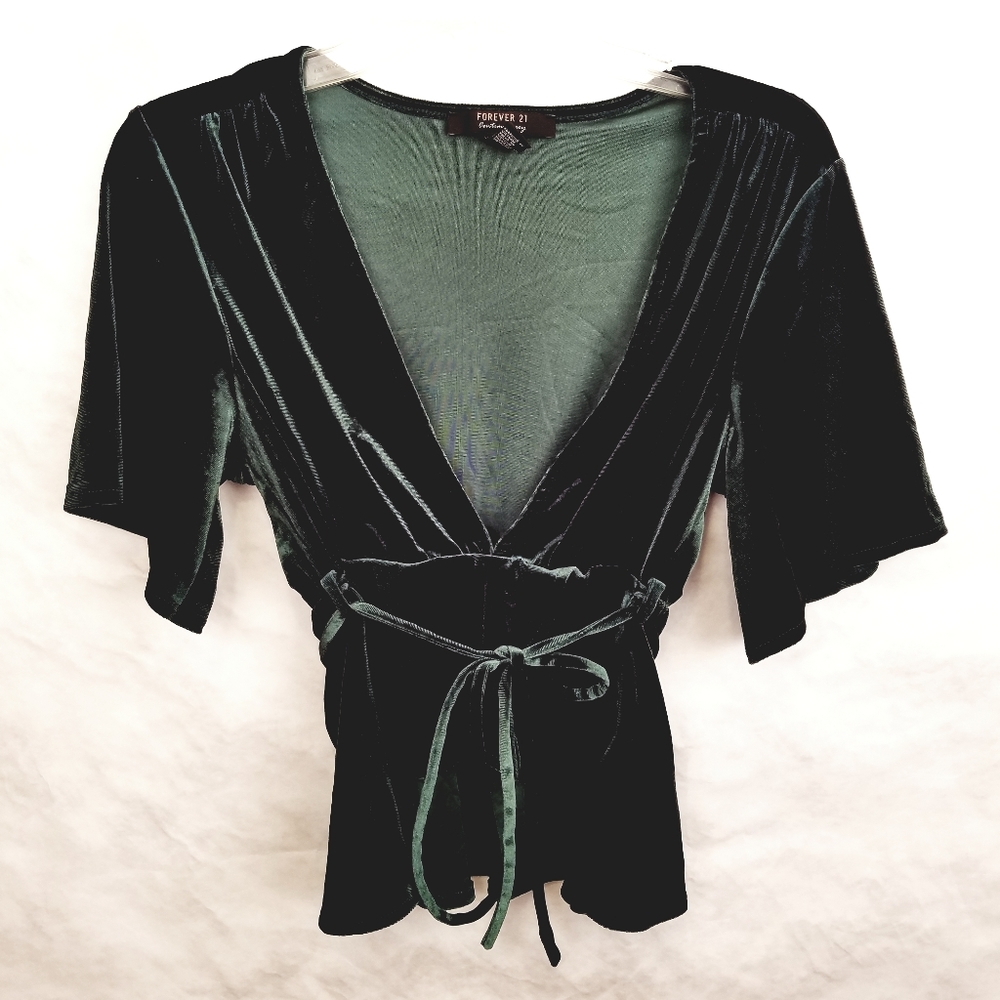 Forever 21 velvet top